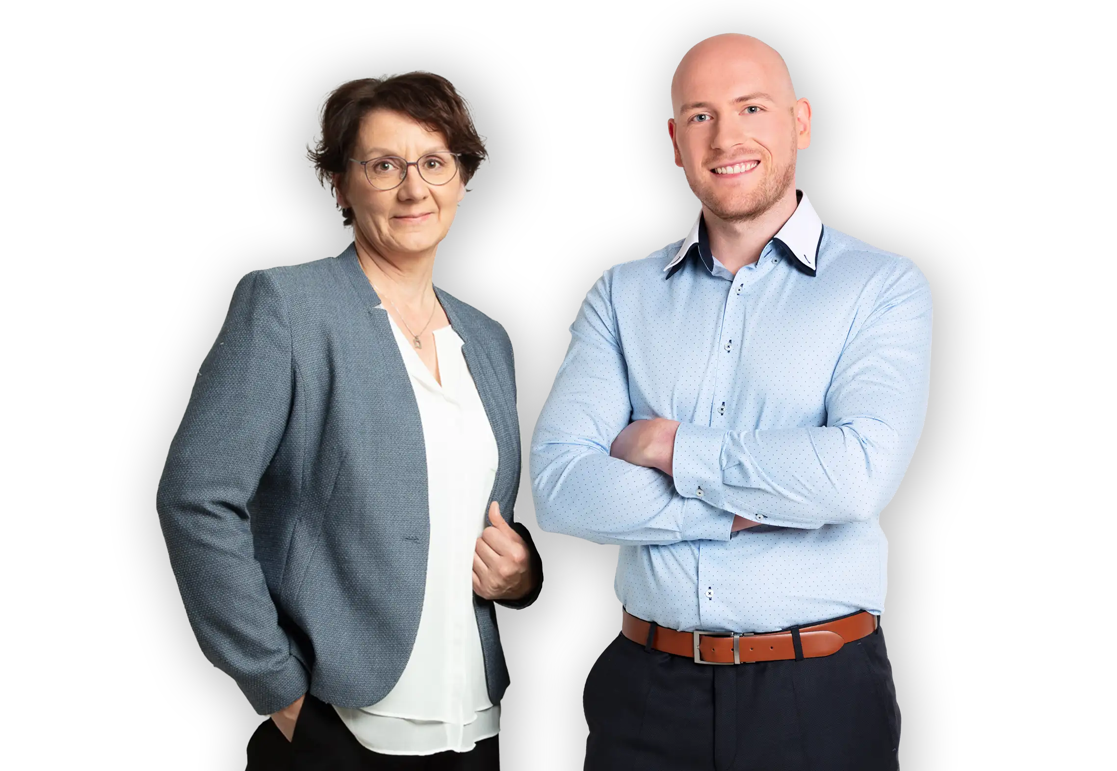 Mann und Frau, welche die HR-Abteilung von APOGEPHA repräsentieren